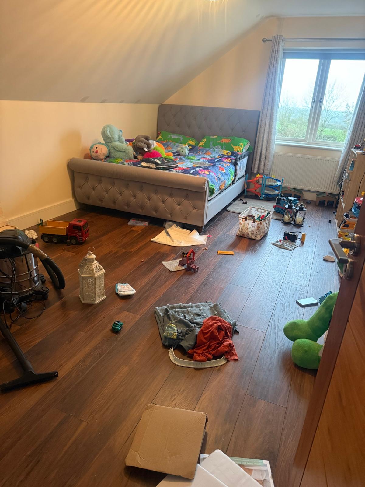 Children's bedroom, transformed — before Brilla Home cleaning